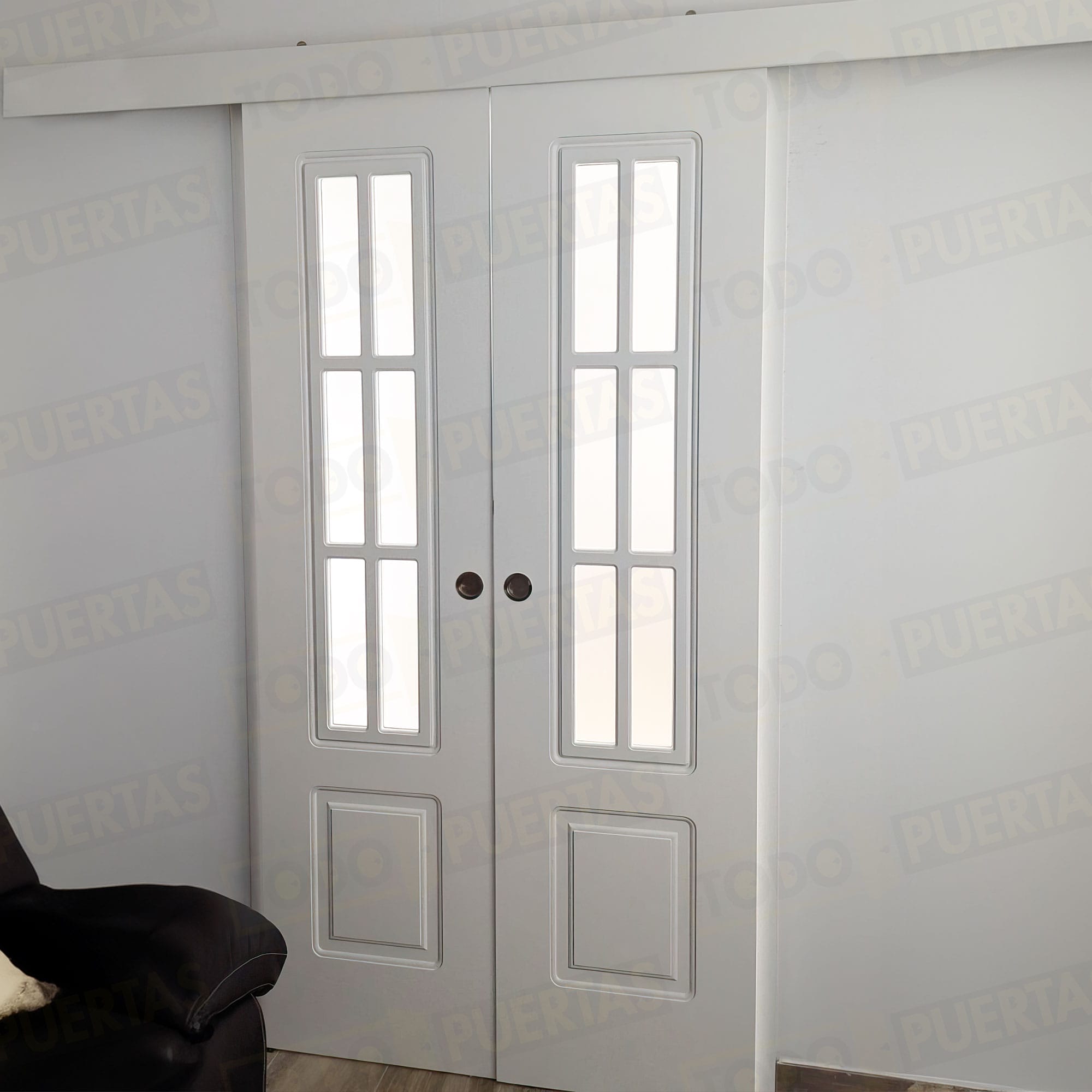 Foto Puertas Lacadas Blancas Rústicas cliente 1
