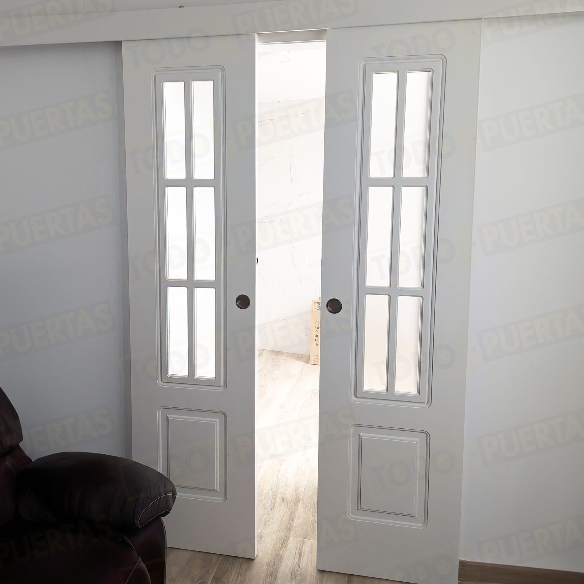 Foto Puertas Lacadas Blancas Rústicas cliente 2