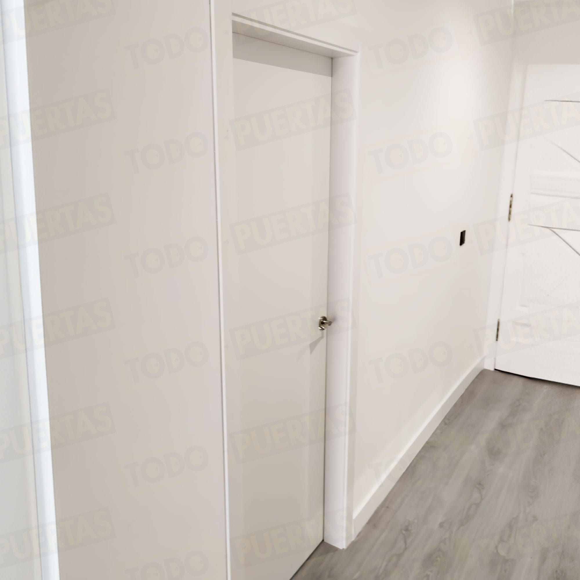 Foto Puertas Lacadas Blancas cliente 36