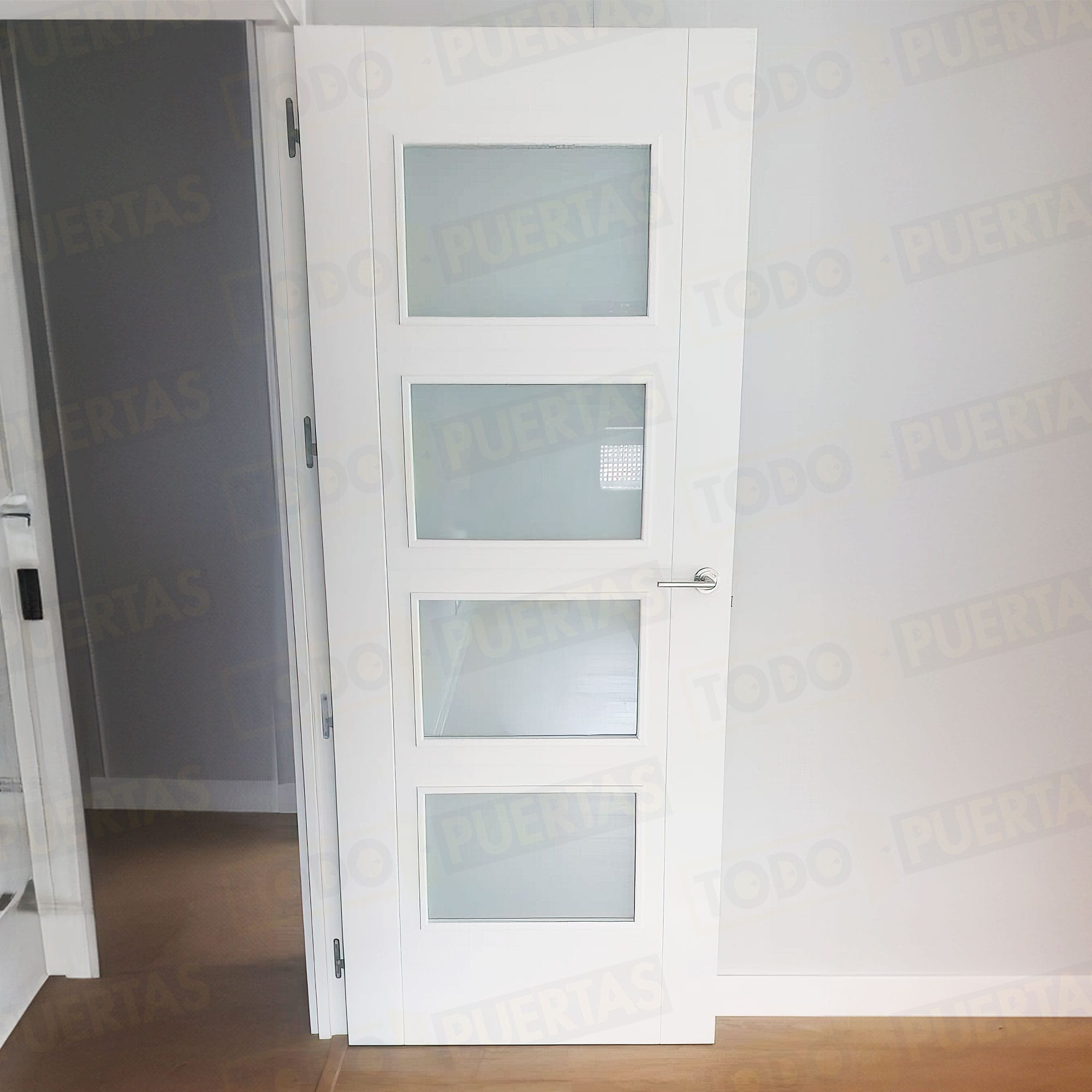 Foto Puertas Lacadas Blancas cliente 9