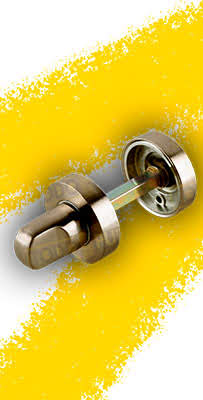 Pestillo/Condena Cuero